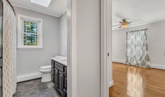 212 Vickery Rd, Auburn, ME 04210