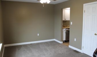 2620 MOUNTAIN Ln, Allentown, PA 18103