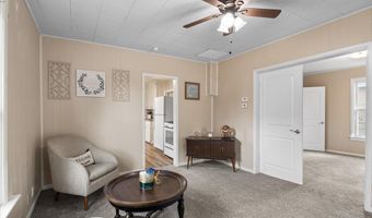 617 W 24TH St, Cheyenne, WY 82001