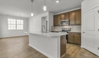 638 Pine Dune Ln, Aberdeen, NC 28315
