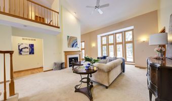 825 Brookside Dr, Ann Arbor, MI 48105