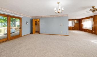820 S 1st St, Albion, NE 68620