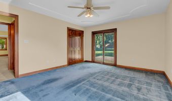 356 Southcreek Dr S, Indianapolis, IN 46217