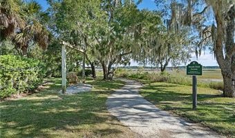 7 Holbrook Dr, Beaufort, SC 29902