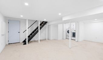 8 Andrea Dr, Alloway, NJ 07462