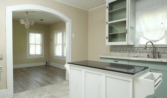 2890 6th St, Berwick, LA 70342