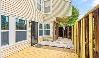 4401 PEMBROOK VILLAGE Dr 102, Alexandria, VA 22309