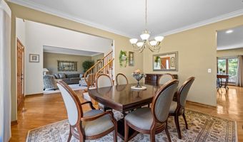 1928 N Ridge Ave, Arlington Heights, IL 60004