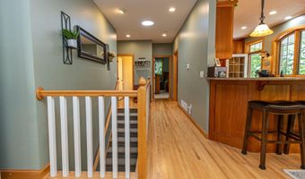 1728 Golden Dr SW, Alexandria, MN 56308