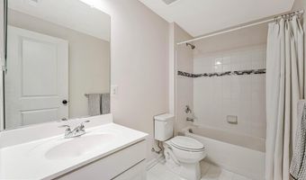 22635 NAUGATUCK Sq, Ashburn, VA 20148