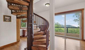 22494 Jefferson Rd, Ashland, OR 97520
