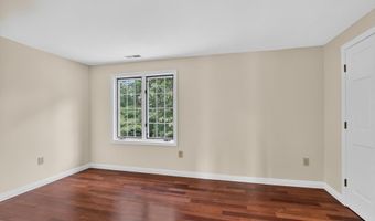 128 Parker St 3C, Acton, MA 01720