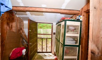 18 Osceola Dr, Becket, MA 01223