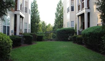 6480 CHEYENNE Dr 201, Alexandria, VA 22312
