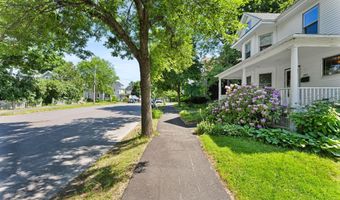 202 Norfolk St, Bangor, ME 04401