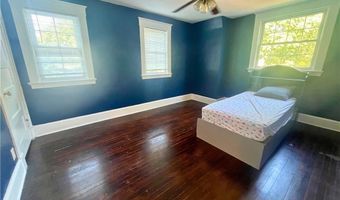 521 Brittain Rd, Akron, OH 44305