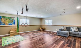 1711 N Sugarberry Ct, Andover, KS 67002
