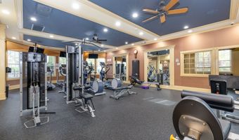 19 Cherry Hills Cir 19, Bloomfield, CT 06002