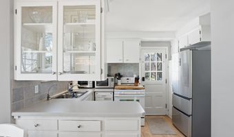 1102 Arborview Blvd, Ann Arbor, MI 48103