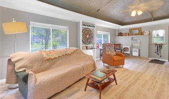 5123 4th Ave, Andover, OH 44003