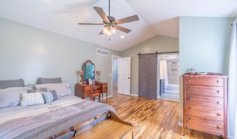 405 Ridge Ave, Aurora, IN 47001