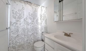 2950 S COLUMBUS St C2, Arlington, VA 22206