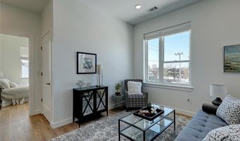 30 Veterans Memorial Pkwy 103, East Providence, RI 02914