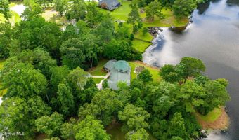 130 Willowbrook Dr, Arapahoe, NC 28510