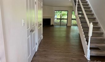 609 Crowfields Ln, Asheville, NC 28803