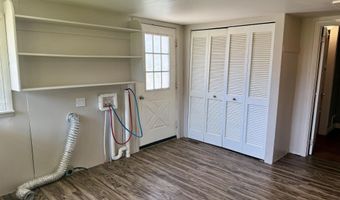 136 W Elizabeth St, Alma, MI 48801