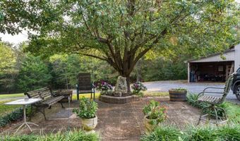 40 Wesley Rd NW, Adairsville, GA 30103