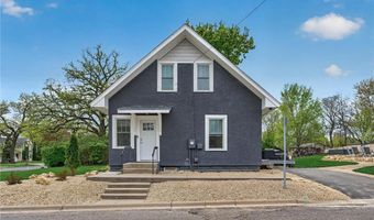 313 Rice St, Anoka, MN 55303
