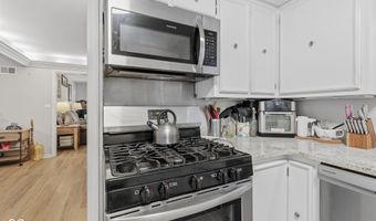 34 Colony Rd, Anderson, IN 46011