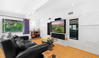 5920 Colodny Dr, Agoura Hills, CA 91301