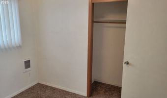 945 N 4TH St, Aumsville, OR 97325