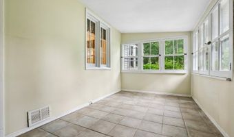 211 Wawayanda Rd, Alloway, NJ 07422