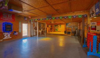 410 E Holland Ave, Alpine, TX 79830