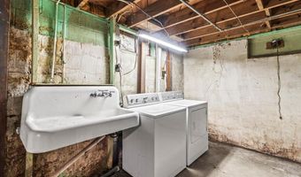 122 Clark St, Columbus, OH 43230