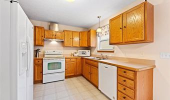 3134 Shelton Ct, Akron, OH 44312
