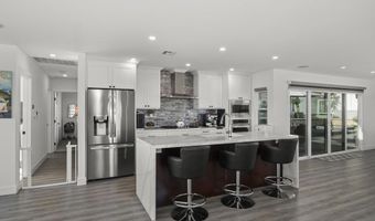 3120 Poe St, San Diego, CA 92106