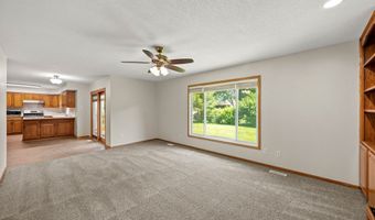 2805 NW Park Ln, Ankeny, IA 50023