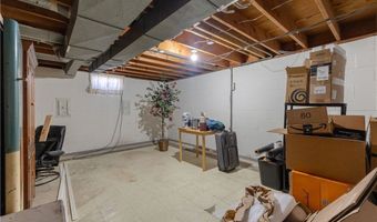 258 S Navarre Ave, Austintown, OH 44515