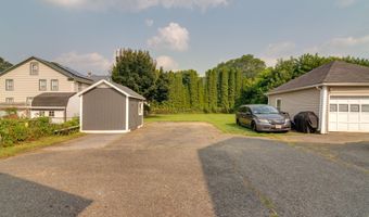 11 Crotteau St, Adams, MA 01220