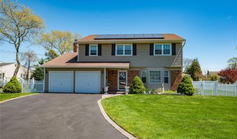 20 Bayview Rd, Amityville, NY 11701