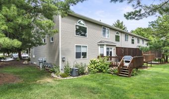 624 Abbey Mill Dr SE 11, Ada, MI 49301