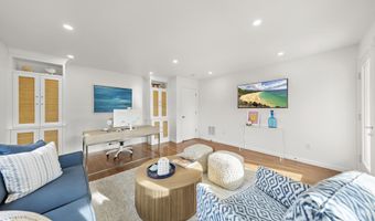 706 S BAY Ave, Beach Haven, NJ 08008