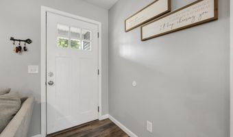 1704 Dallas St, Auburn, IN 46706