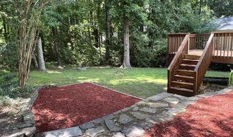 1748 Town Home Dr, Apex, NC 27502