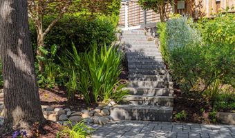 233 Wixon Ave, Aptos, CA 95003