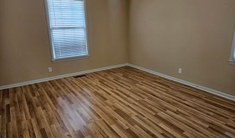 526 E Mitchell St, Adel, GA 31620